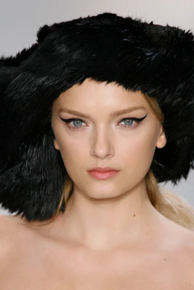 Look 19